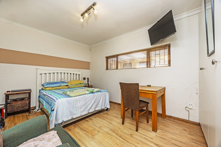 4 Bedroom Property for Sale in Kenridge Western Cape